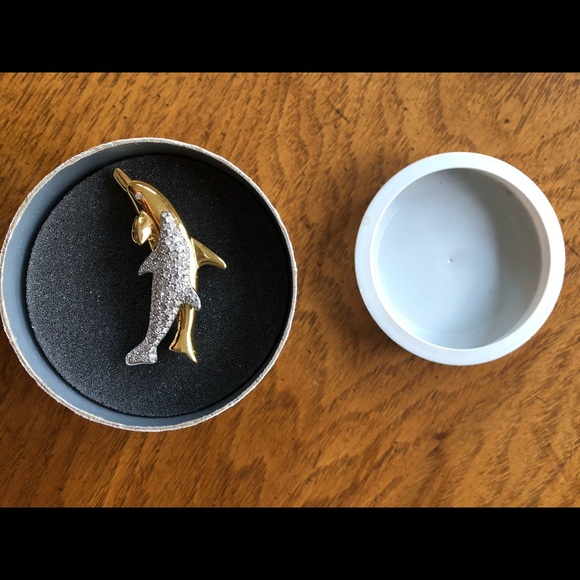 Swarovski Authentic Dolphin Pin Brooch 1992 - Picture 5 of 7